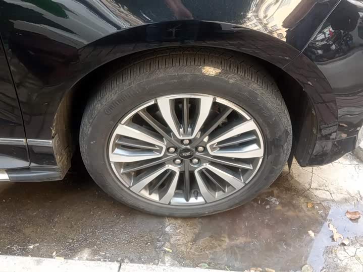 Фото 6 - Ford Edge