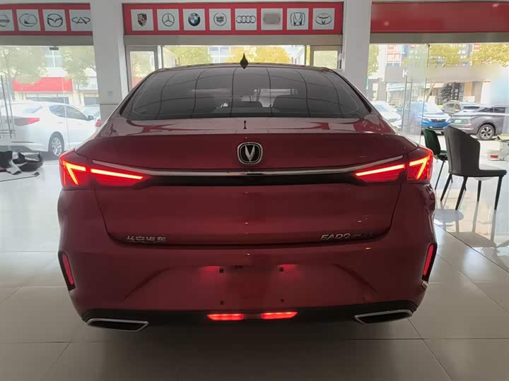 Фото 6 - Changan Eado Plus