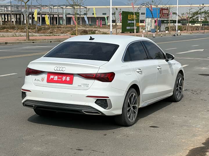 Фото 9 - Audi A3