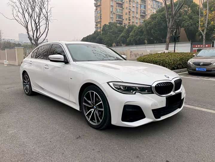 Фото 3 - BMW 3 Series