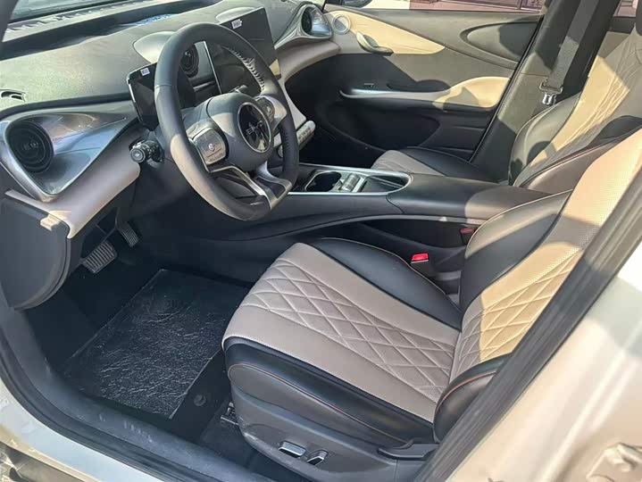 Фото 6 - BYD Dolphin