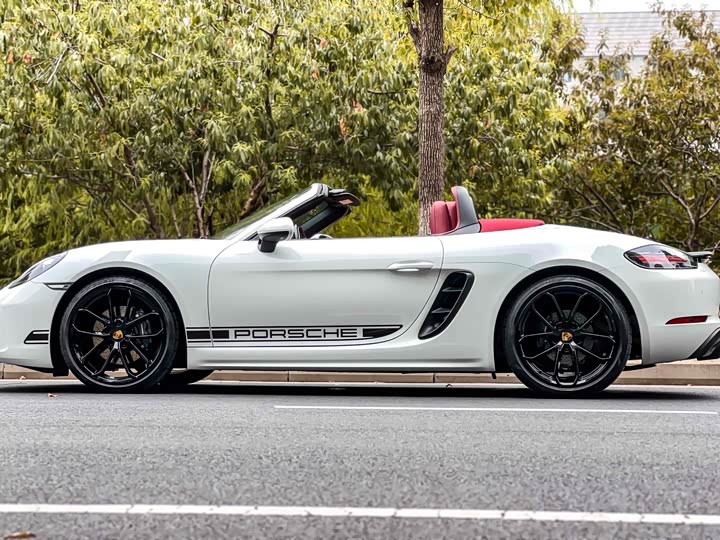 Фото 7 - Porsche 718