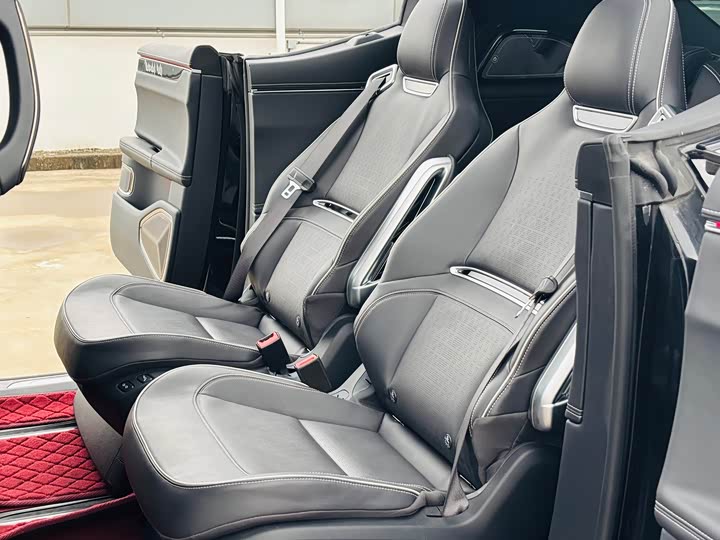 Фото 6 - HiPhi X