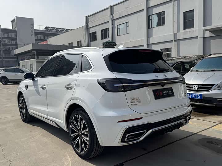 Фото 6 - Hongqi HS5