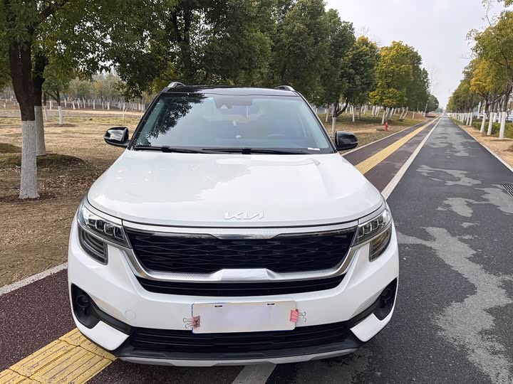 Фото 2 - Kia KX3