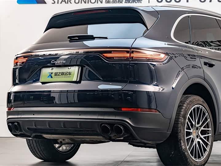 Фото 8 - Porsche Cayenne Hybrid