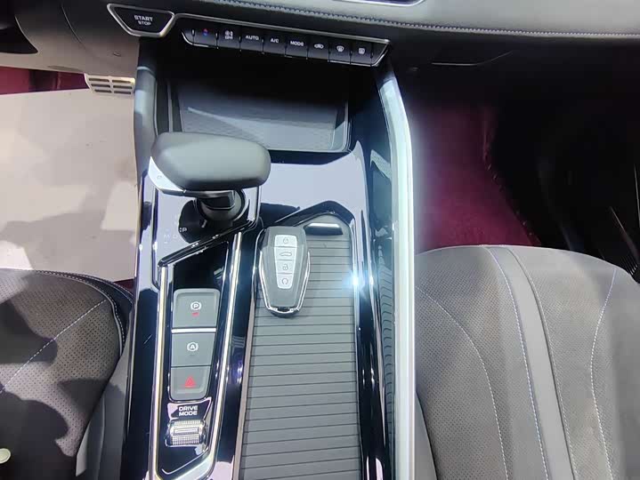 Photo 6 - Geely Preface