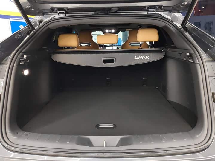 Фото 4 - Changan UNI-K