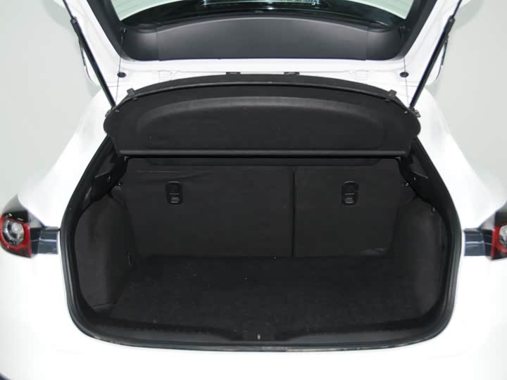 Фото 7 - Mazda CX-4