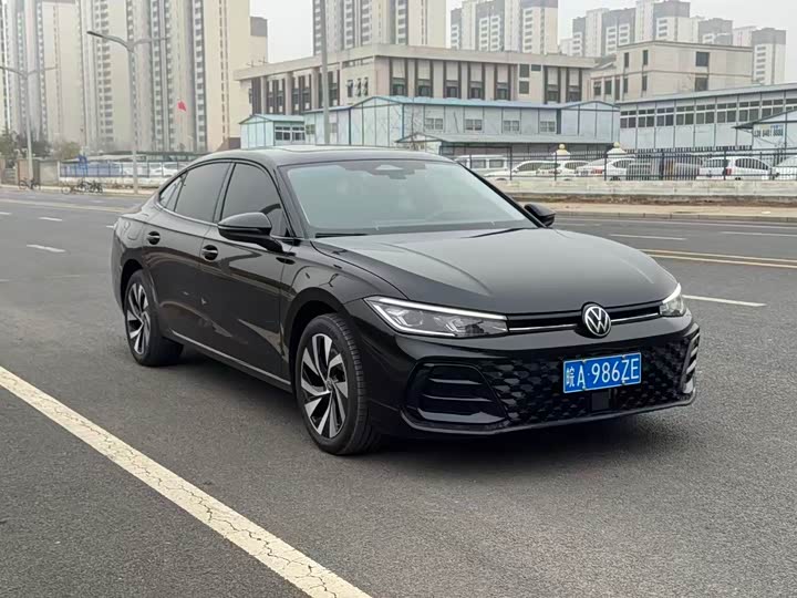 Фото 2 - Volkswagen Passat