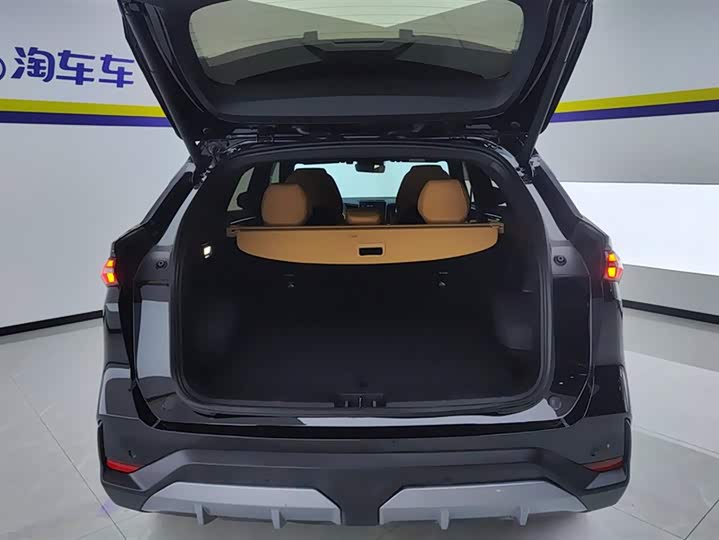 Фото 4 - Geely Galaxy L7