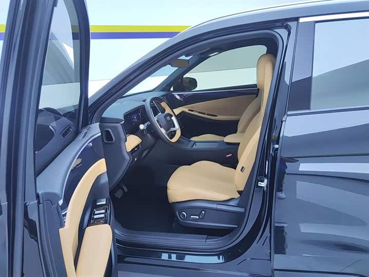 Фото 9 - Geely Galaxy L7