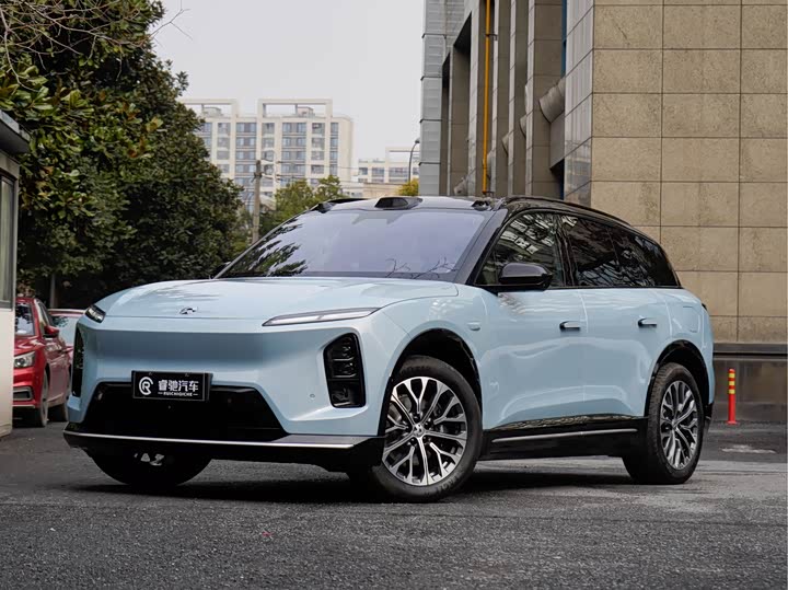 Фото 1 - Nio ES6