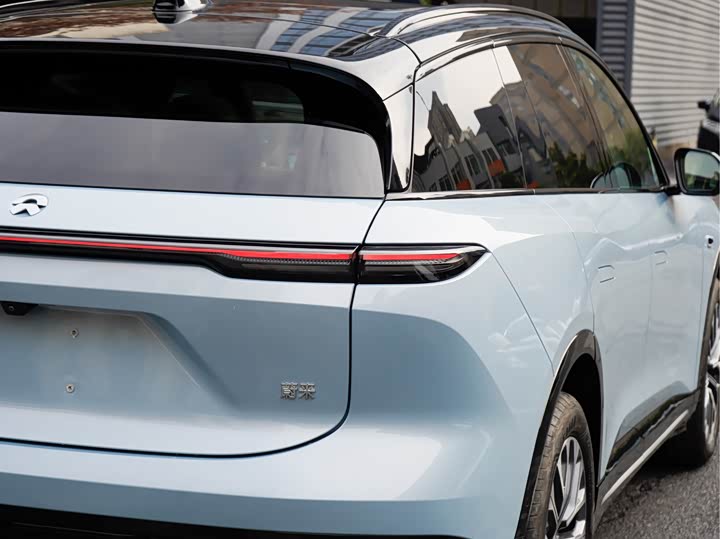 Фото 6 - Nio ES6