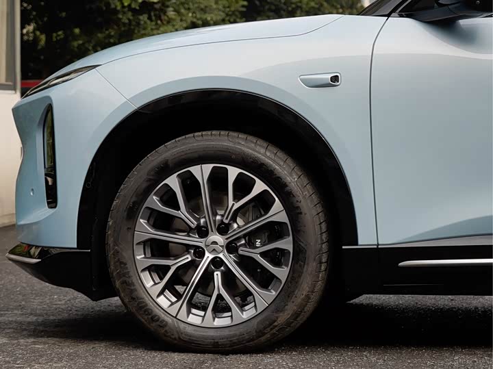 Фото 9 - Nio ES6