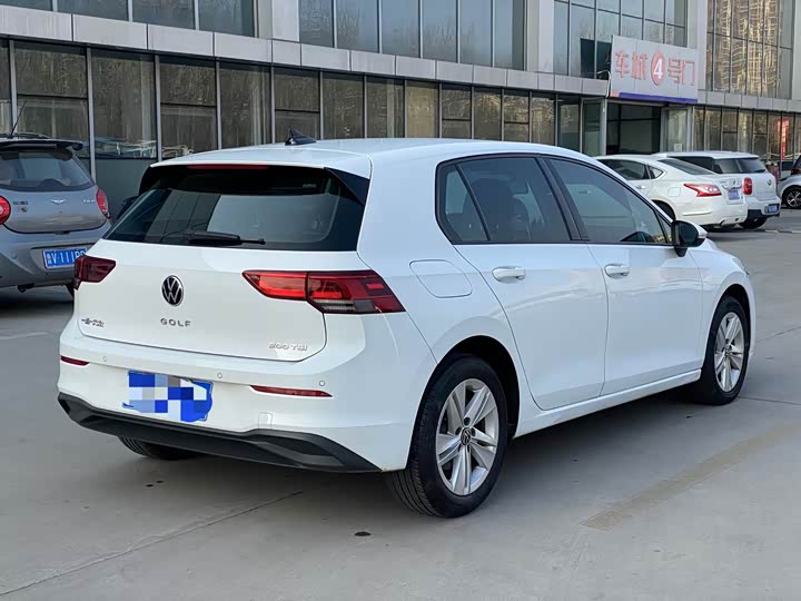 Фото 7 - Volkswagen Golf