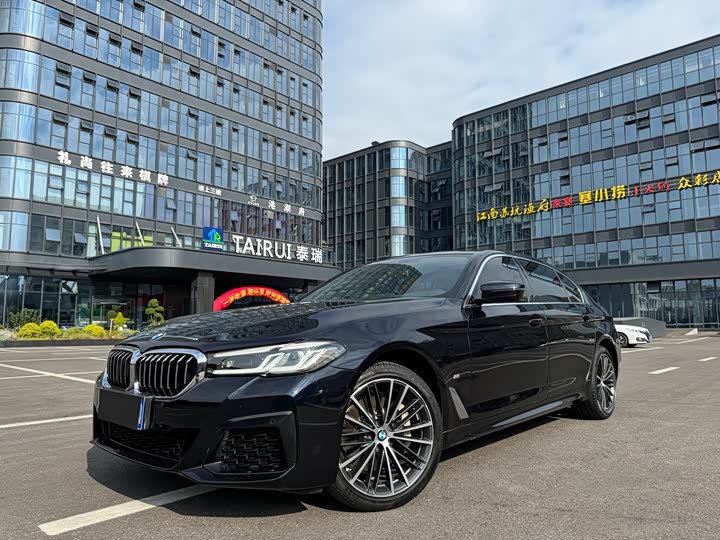 Фото 2 - BMW 5 Series