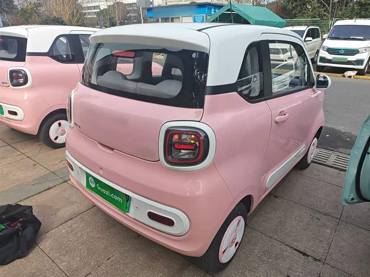 Фото 7 - Bestune Pony