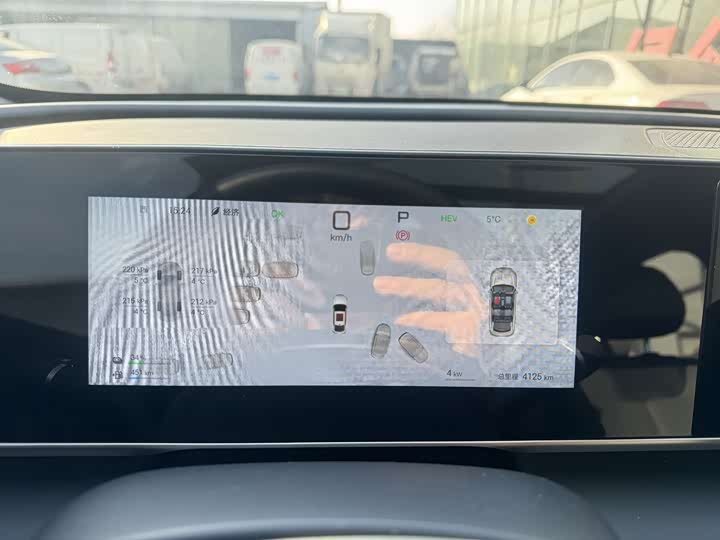 Фото 6 - BYD Qin L