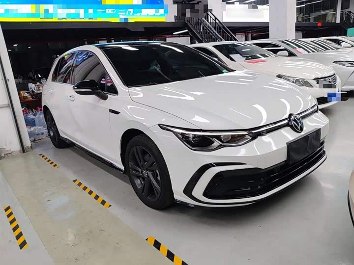 Фото 4 - Volkswagen Golf