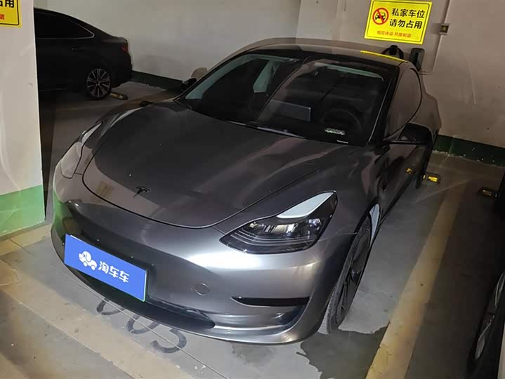 Фото 1 - Tesla Model 3