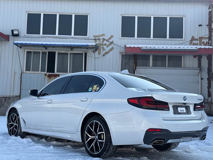 Фото 5 - BMW 5 Series