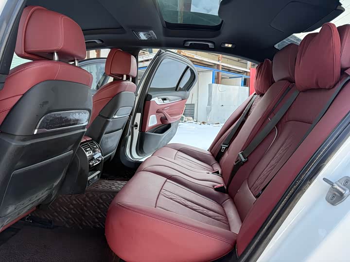 Фото 7 - BMW 5 Series