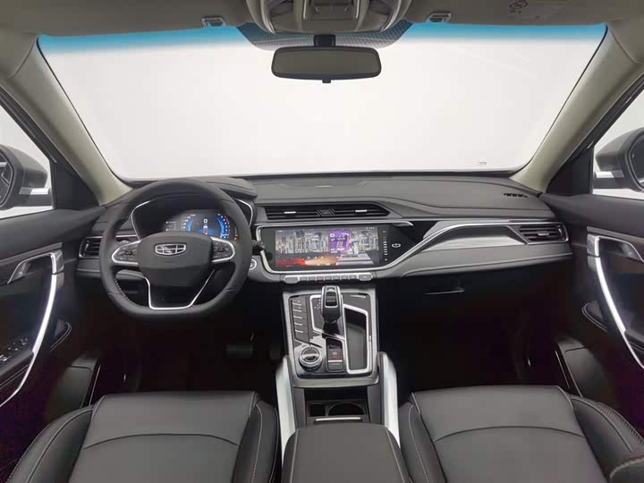 Фото 5 - Geely Atlas