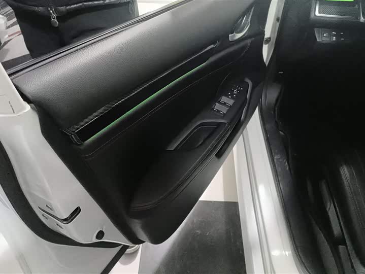 Фото 7 - Honda Civic