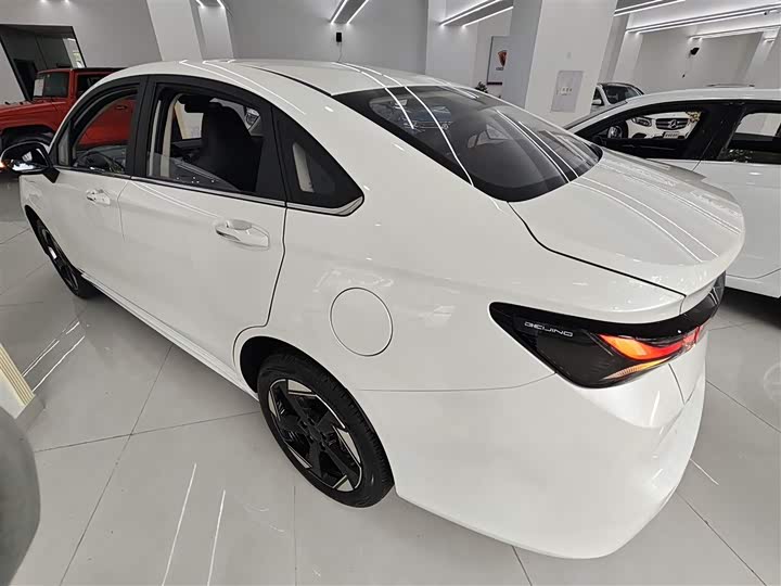 Photo 5 - Beijing EU5 Plus