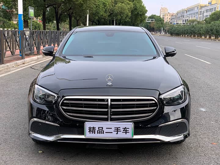 Photo 1 - Mercedes-Benz E-Class Hybrid