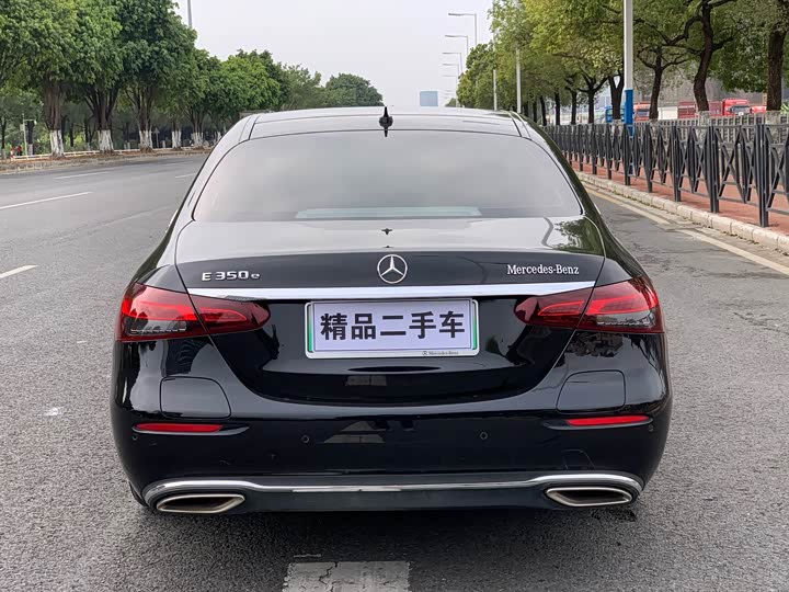 Photo 5 - Mercedes-Benz E-Class Hybrid