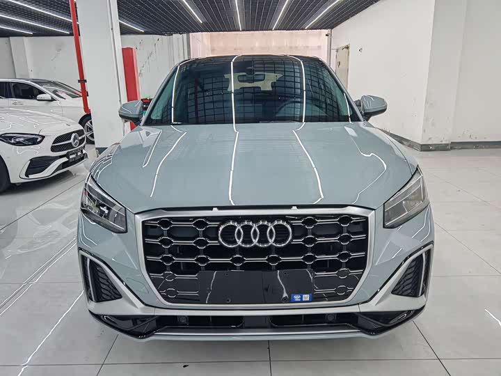 Фото 2 - Audi Q2L