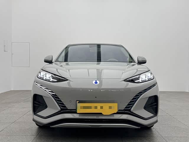 Фото 2 - Denza N7