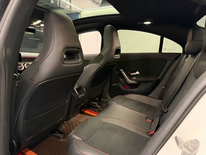 Фото 5 - Mercedes-Benz CLA-Class