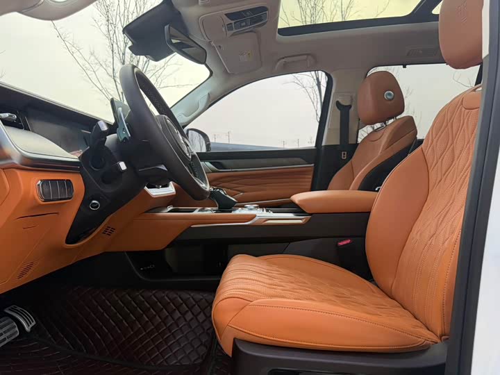 Фото 8 - Tank 500