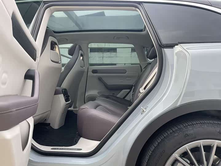 Фото 6 - Leapmotor C11