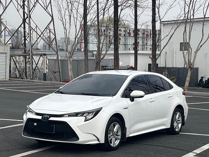 Фото 2 - Toyota Levin