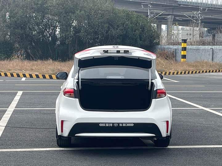 Фото 6 - Toyota Levin