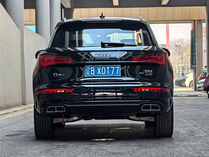 Фото 5 - Audi Q5L