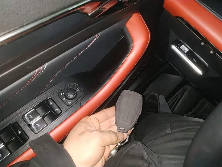 Фото 9 - Geely Emgrand GS