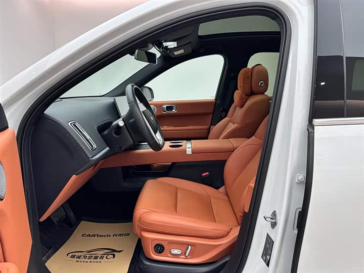 Фото 8 - LiXiang L6