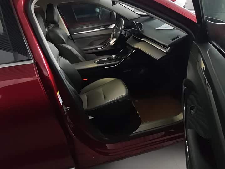 Фото 8 - Haval H6