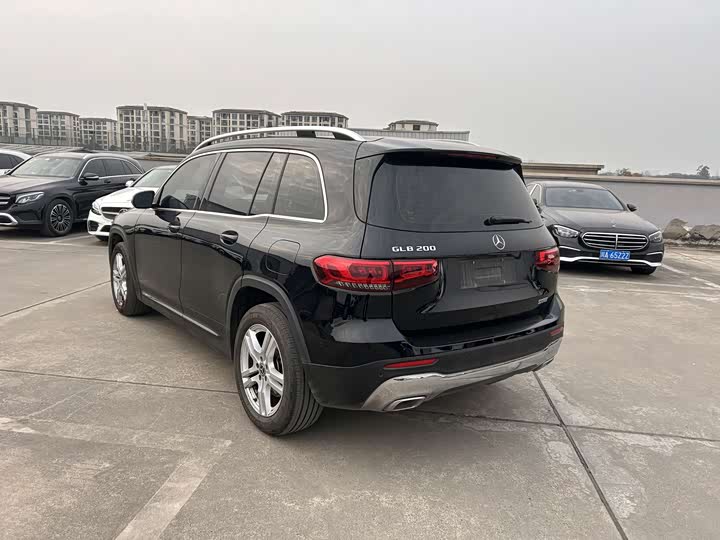 Фото 3 - Mercedes-Benz GLB-Class