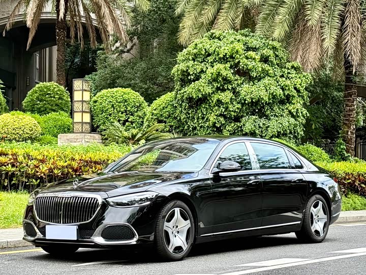 Photo 1 - Mercedes-Benz Maybach S-Class