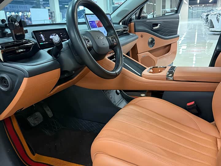 Фото 5 - GAC Aion RT