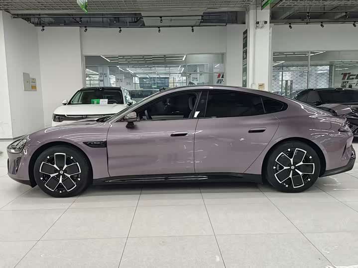 Фото 4 - Xiaomi SU7