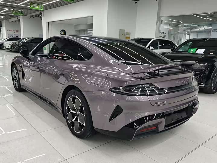 Фото 5 - Xiaomi SU7