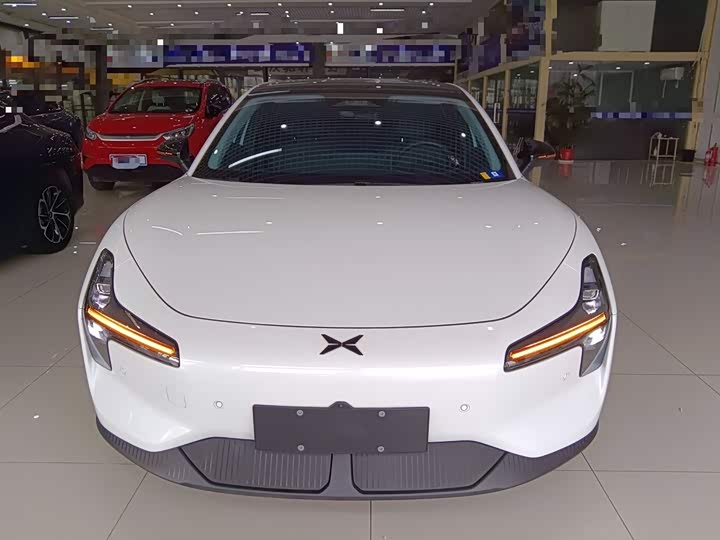 Фото 3 - XPeng Mona M03