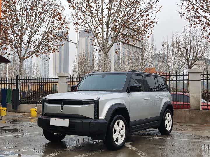 Фото 1 - Chery iCar 03